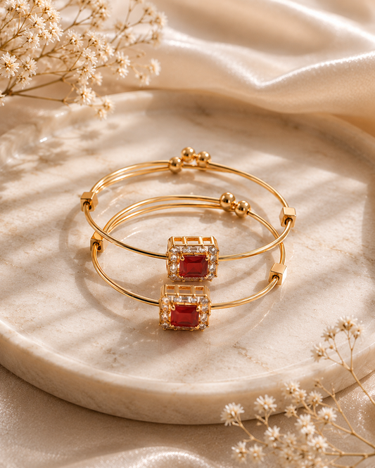 Elegant Gold Bracelet